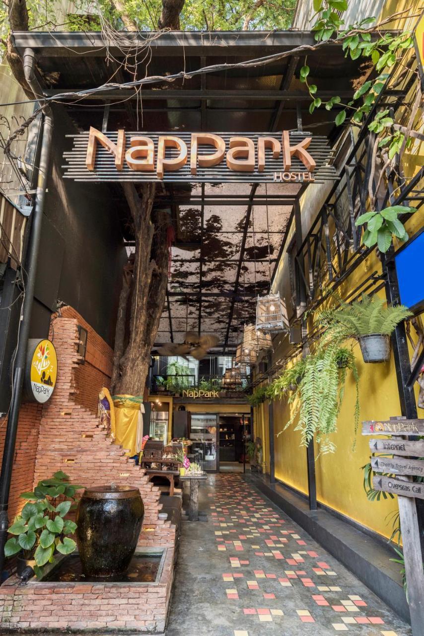 Nappark Hostel @Khao San Bangkok Exterior foto